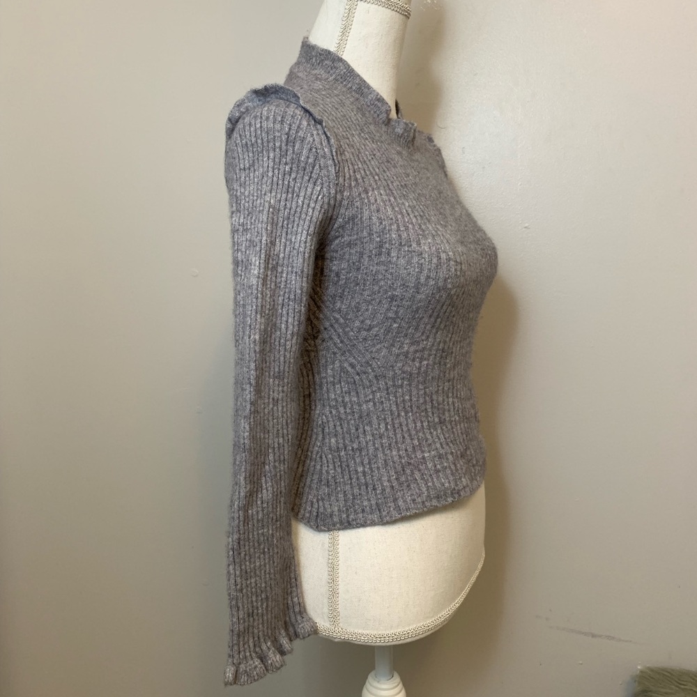 Derek Lam 10 Crosby Ribbed Ruffle Grey Sweater - Picture 3 of 7